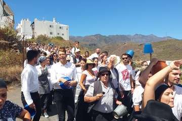 Unas 1.200 personas dan vida a una nueva edición de la Traída del Agua (Foto Francisco Javier Santana y TA)